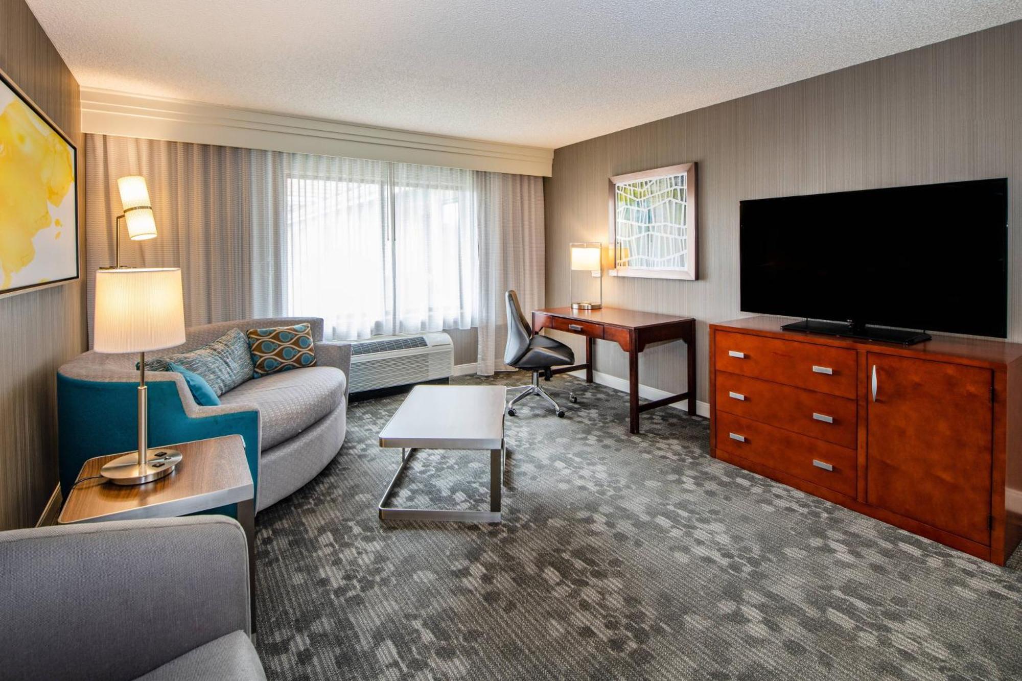 Courtyard By Marriott Oakland Airport Hotel Ngoại thất bức ảnh