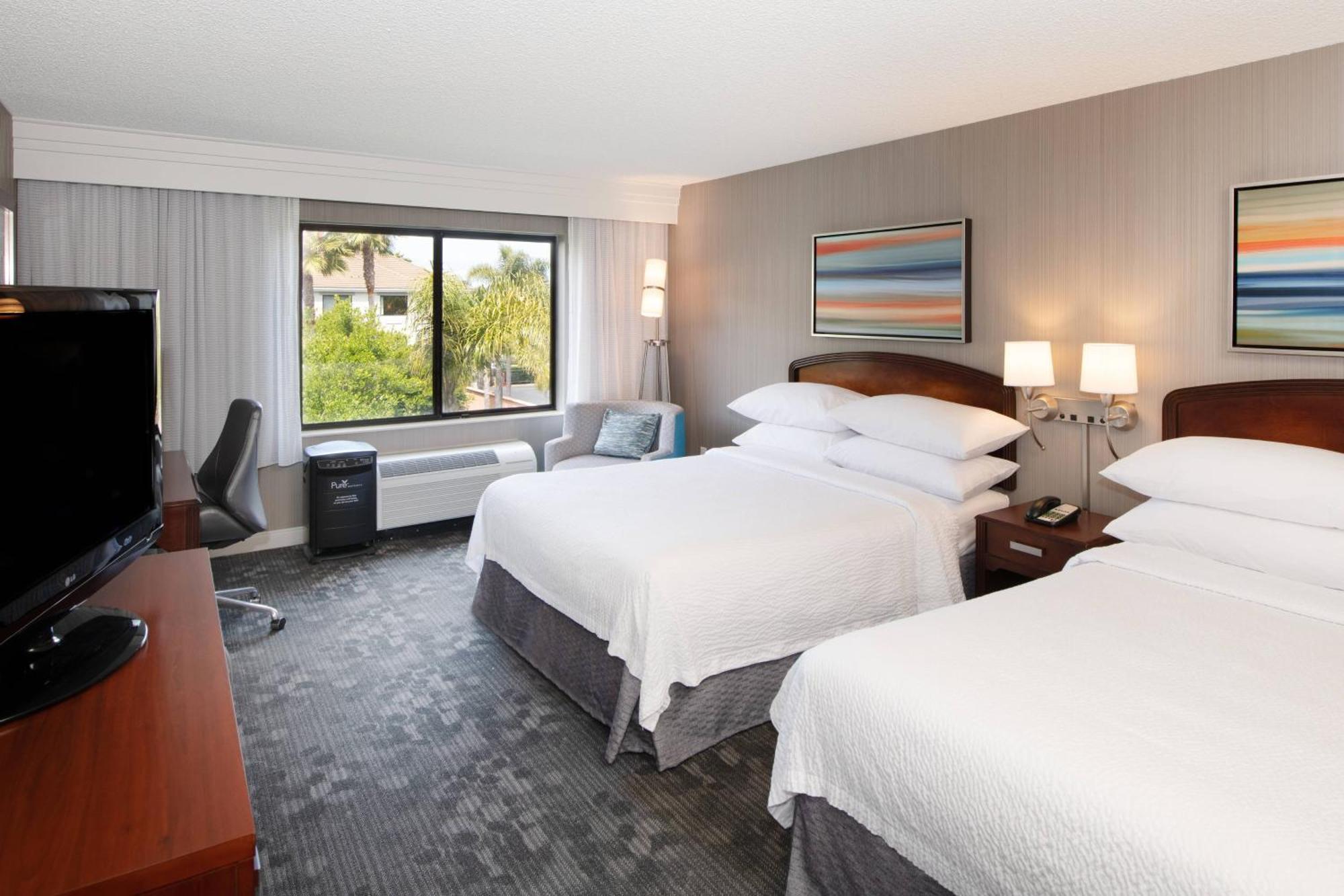 Courtyard By Marriott Oakland Airport Hotel Ngoại thất bức ảnh