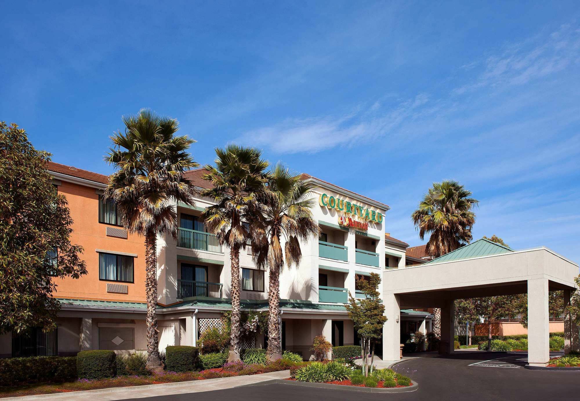 Courtyard By Marriott Oakland Airport Hotel Ngoại thất bức ảnh